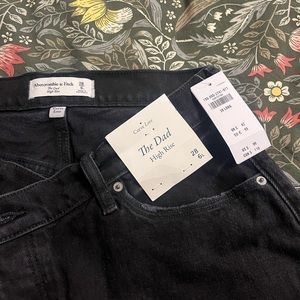 Abercrombie Curve Love The Dad High Rise Jeans NWT